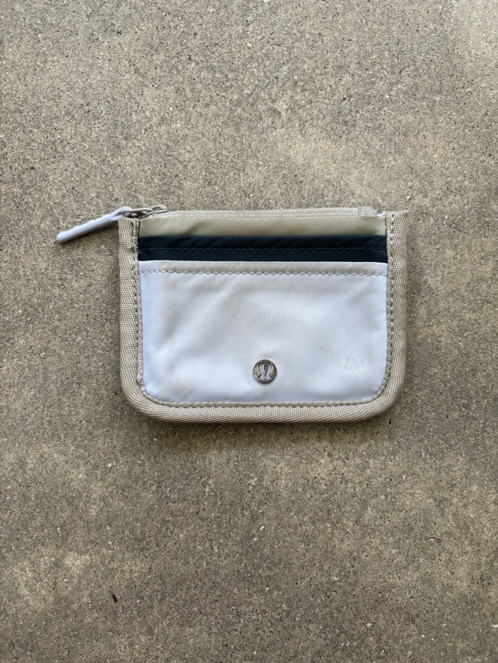 Lululemon Small Zip Card Holder Wallet in White and Beige